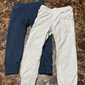 H & M pair of girls joggers. Size 5